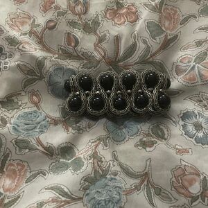 Elegant Black and Silver Hair Clip